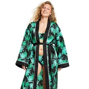 Fe Noel x target feathered palm print cover